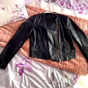 Zara Black Jacket📸🖤👌